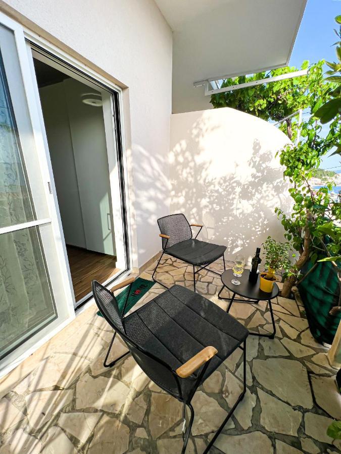 San-Studio Apartment Dugi Rat Kültér fotó